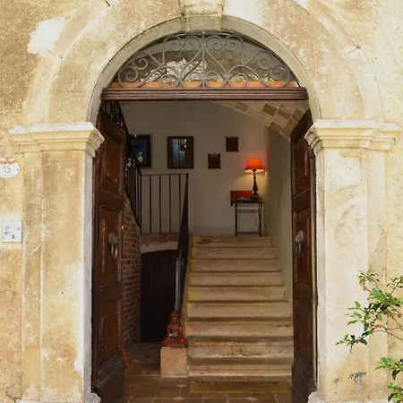La Residenza Bed & Breakfast